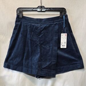 NWT Uniqlo Women's Navy Corduroy Skort Size M